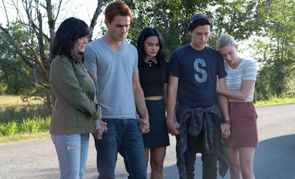 Shannen Doherty on 'Riverdale' mourning the death of Fred Andrews with Archie, Veronica, Jughead, an...