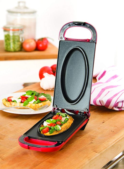 DASH Omelet Maker