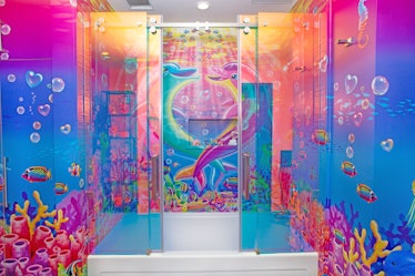 Hotels.com's Lisa Frank flat bathroom in Los Angeles, California