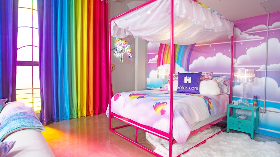 This Lisa Frank Themed Hotel Room Is A Rainbow Dream