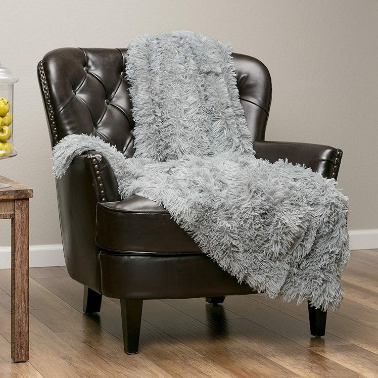 Chanasya Shaggy Throw Blanket