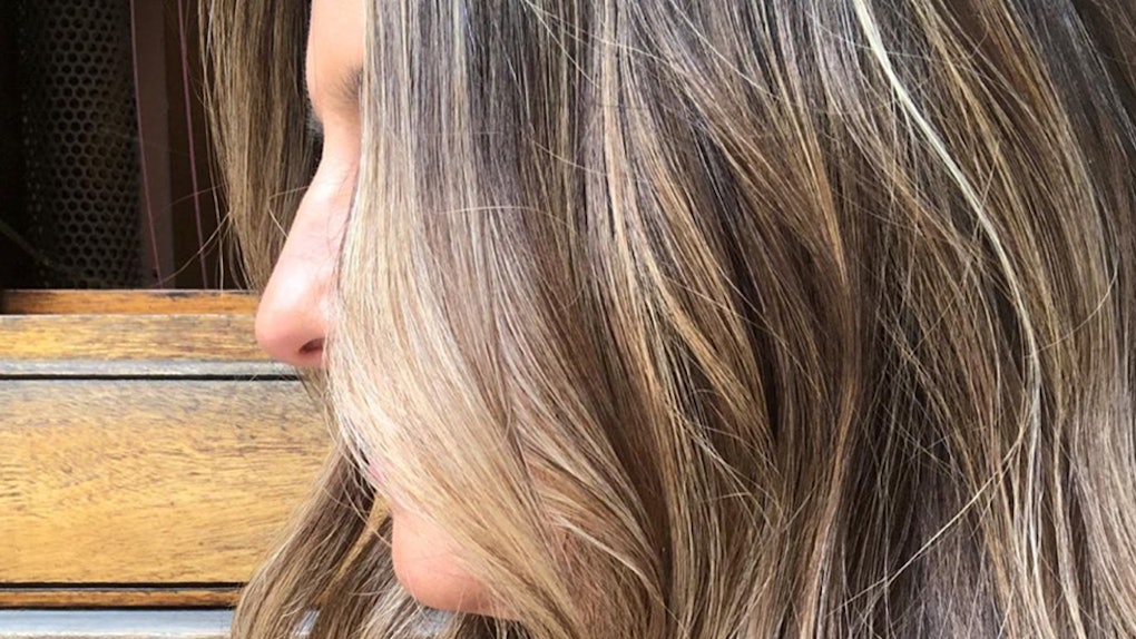 Does Highlighting Your Hair Damage It Here S One Colorist S