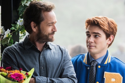 Luke Perry as Fred Andrews and KJ Apa as Archie Andrews in 'Riverdale' Season 1