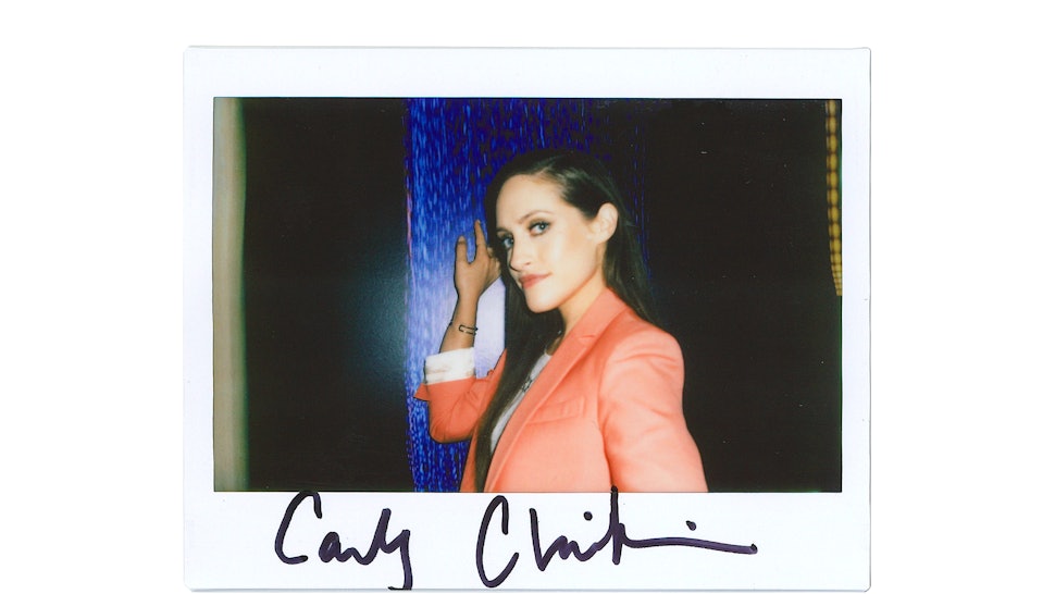 Mr Robot Star Carly Chaikin Takes On The Bustle Booth