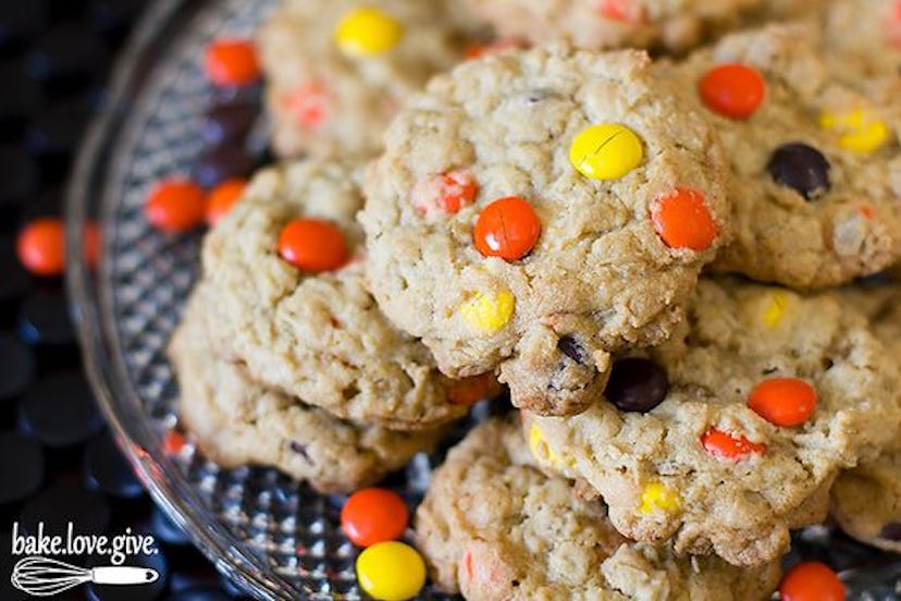 Things To Make With Leftover Halloween Candy, Oatmeal Reese’s Pieces Cookies 