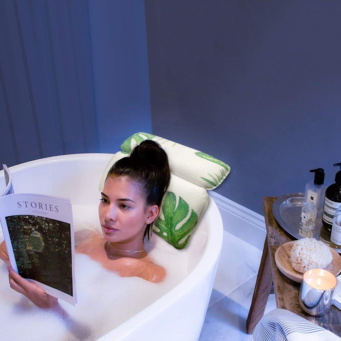 Kapmore Turtle Leaf Bath Pillow