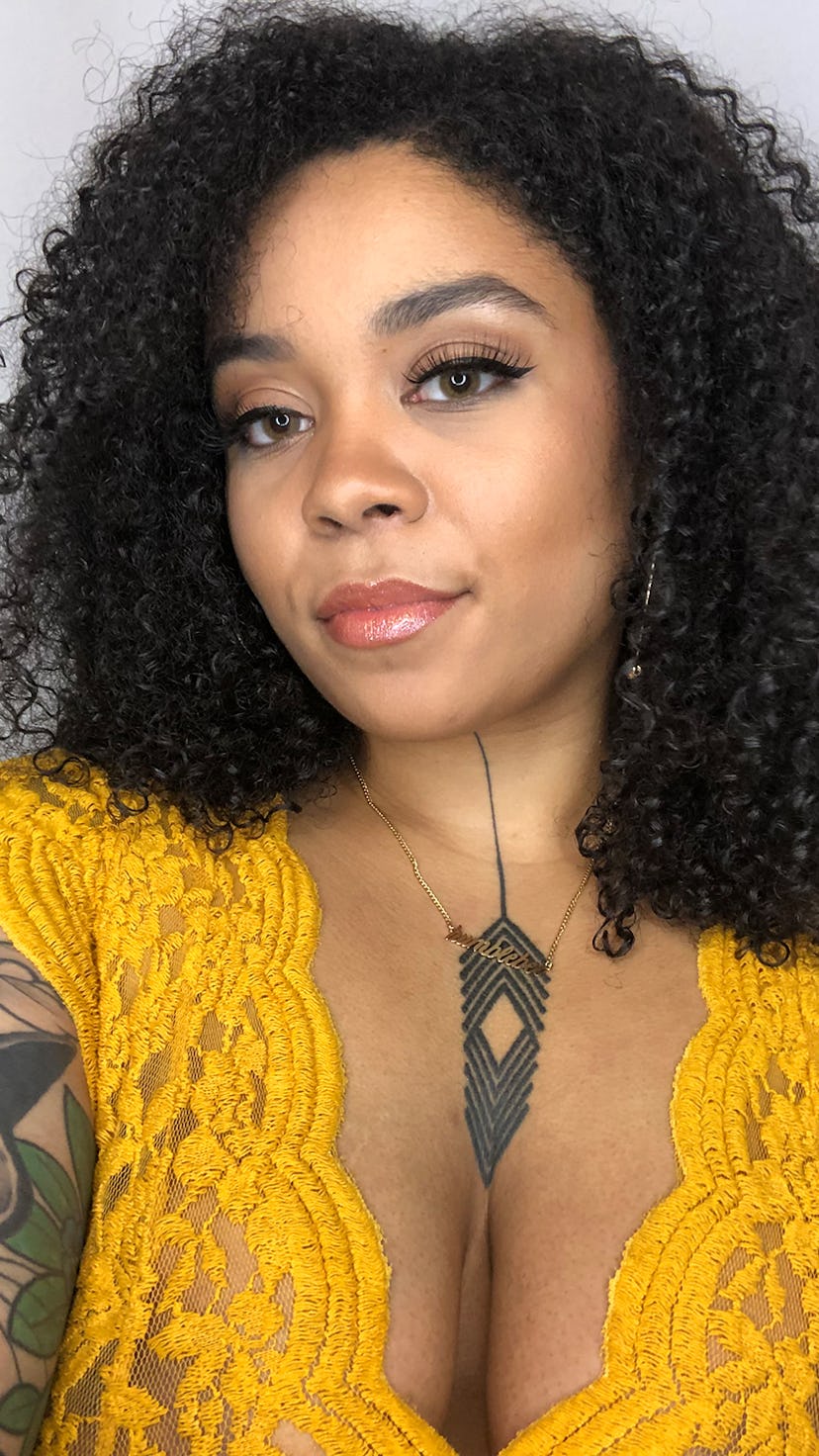Toronto based tattoo artist Brittany Randell aka @humblebeetattoo.