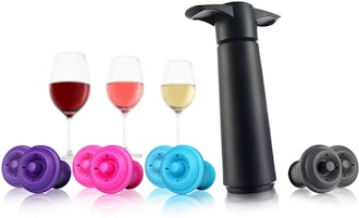Vacu Vin Wine Saver and Bottle Stoppers 
