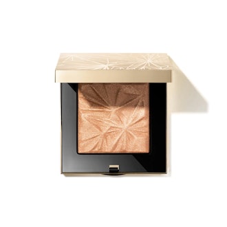 Luxe Illuminating Power in Golden Hour