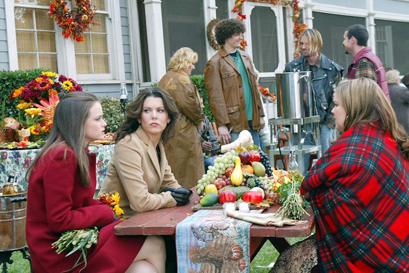 No holiday is complete without streaming episodes of 'Gilmore Girls' on Thanksgiving. 