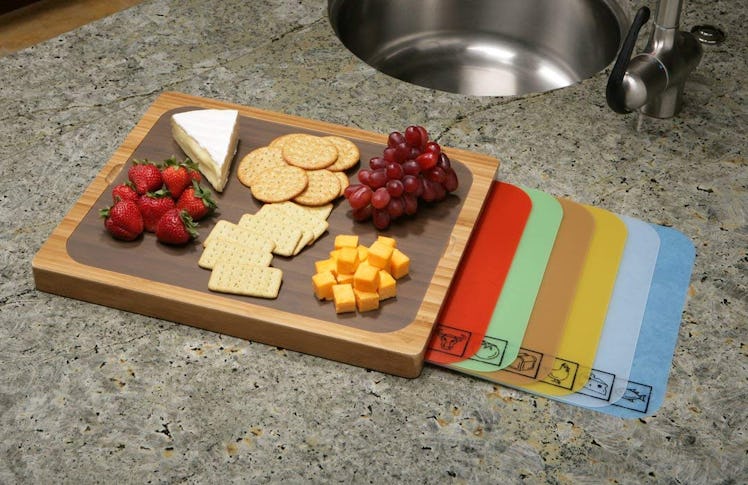 Seville Classics Bamboo Cutting Board and Flexible Cutting Mats