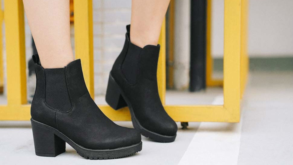 The 8 Most Comfortable Boots For Walking All Day