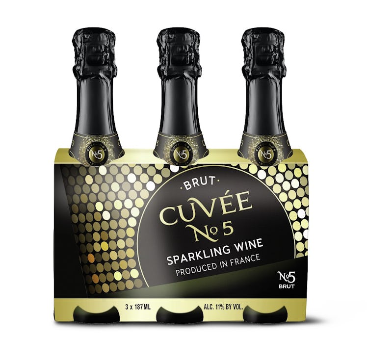 These November 2019 Aldi Finds include a 3-pack of sparkling wine.