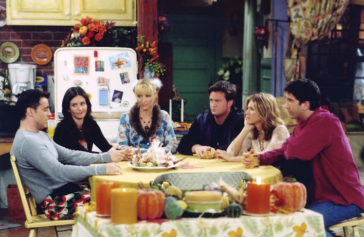 cast of 'Friends' during Thanksgiving episode