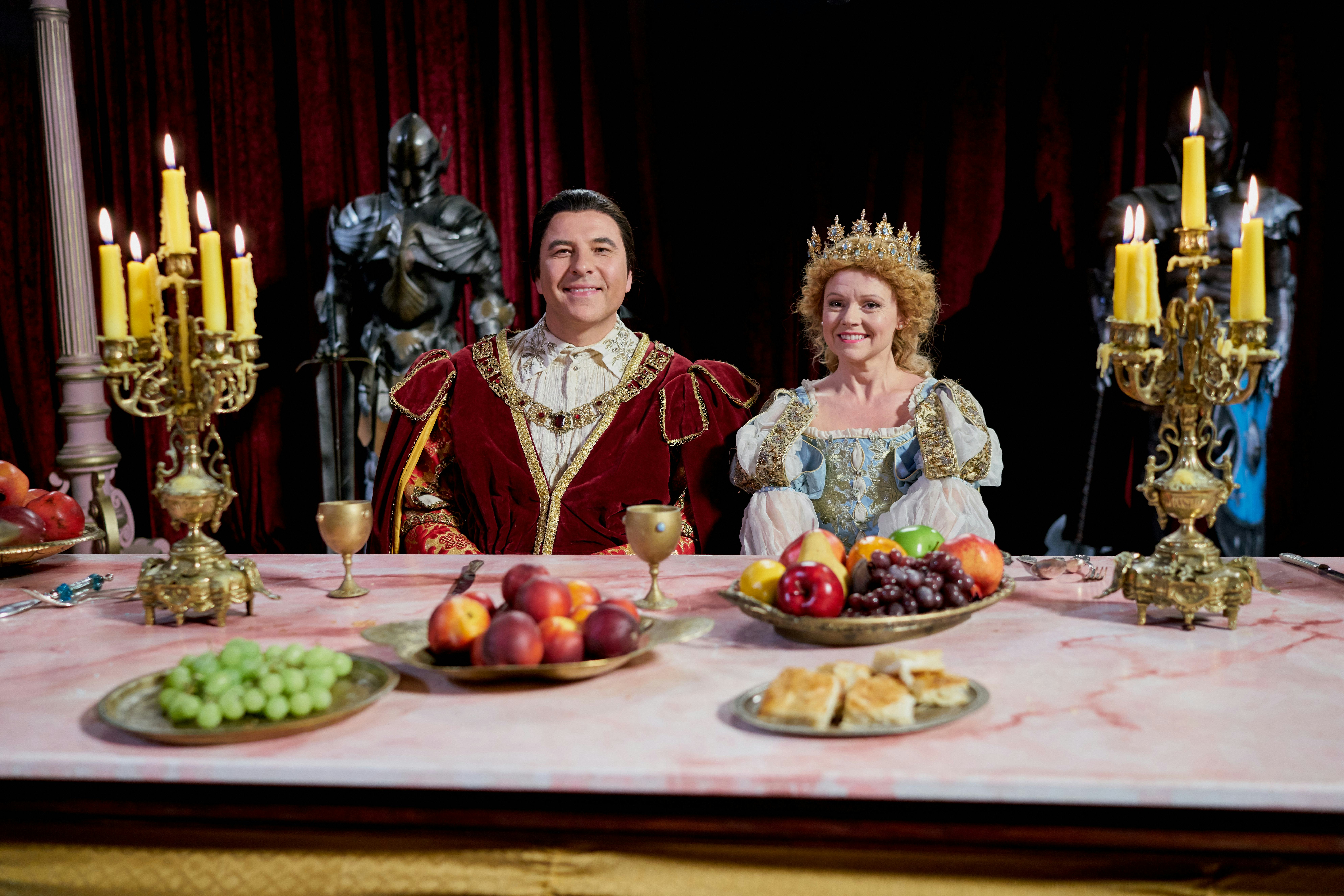 The UK Christmas TV Schedule For 2019 Is Snow Joke