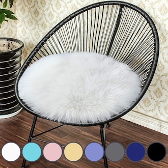 Junovo Premium Soft Round Faux Fur Sheepskin Seat Cushion