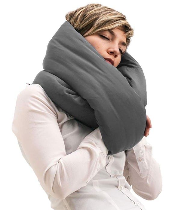 Huzi Infinity Pillow