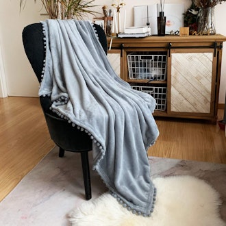 LOMAO Flannel Blanket