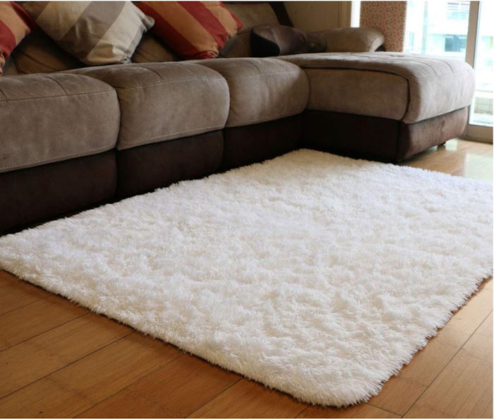 PAGISOFE Soft Comfy White Area Rugs