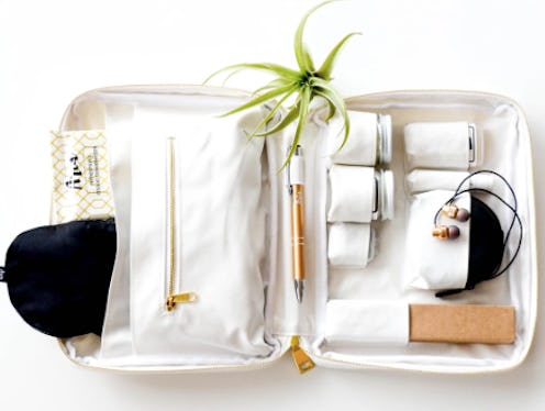 Aria Travel Kit makes the perfect gift for your friends who love Instagram.