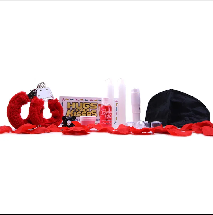 10 BDSM Starter Kits To Give Your Sex Life A Little Spark 10 BDSM Starter Kits To Give Your Sex Life A Little Spark