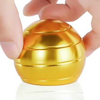 Kinetic Spinning Ball Stress Reliever by SIWAN-TOY