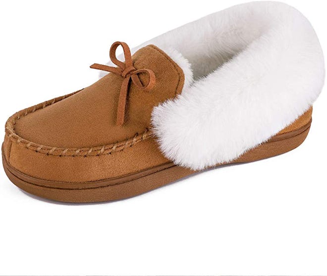 HomeIdeas Faux Fur Lined Suede House Slippers