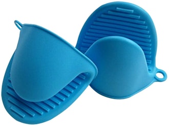 Axe Sickle Silicone Oven Mitts