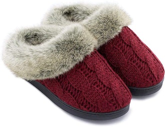 ULTRAIDEAS Soft Yarn Cable Knitted Slippers