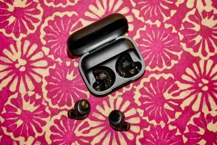 Amazon Echo Buds review better sound than AirPods, without the looks