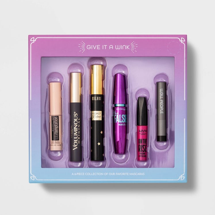 Target Beauty Give it a Wink Cosmetic Kit