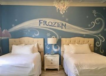 Sleep cool and comfortable in these 'Frozen' bedrooms