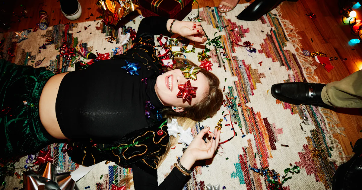 23 Funny Holiday Captions For Instagram That ll Make You Ho Ho Ho 23-funny-holiday-captions-for-instagram-that-ll-make-you-ho-ho-ho