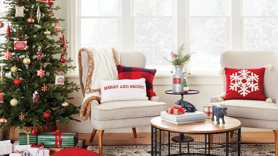 Target S Holiday Decoration Sale Includes A 50 Coupon This Weekend