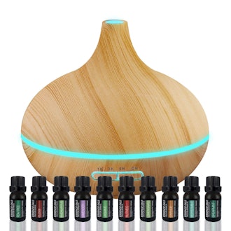  Pure Daily Care Aromatherapy Diffuser And Essential Oil Set