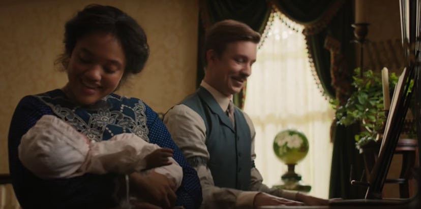 Kiersey Clemons as Darling and Thomas Mann as Jim Dear In Lady and the Tramp