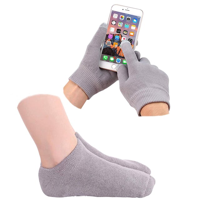 Gel Moisturizing Gloves and Socks