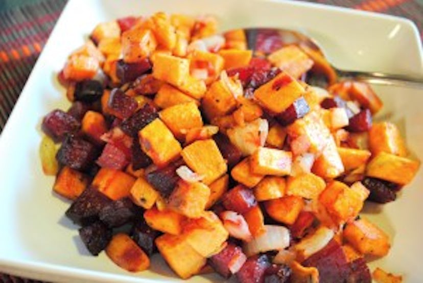 sheet pan thanksgiving side dishes, roasted beet and sweet potato hash