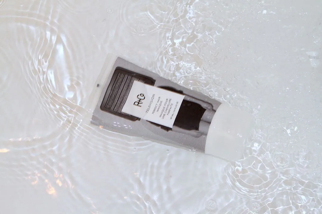 R+Co's new TELEVISION Perfect Hair Masque will rescue overprocessed, dry winter hair. 