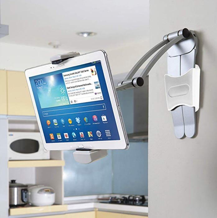 CTA Digital 2-in-1 Kitchen Tablet Stand