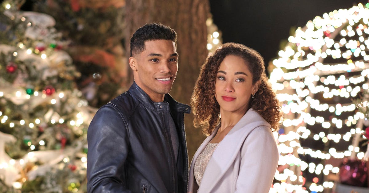 Hallmark Channel's Thanksgiving Movies Lineup Is Sure To Give You All