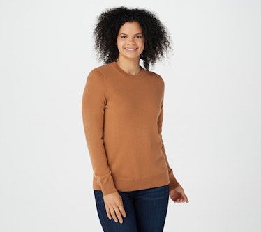 Soft by NAADAM 100% Cashmere Essential Crew- Neck Pullover Sweater in "Dark Ginger"