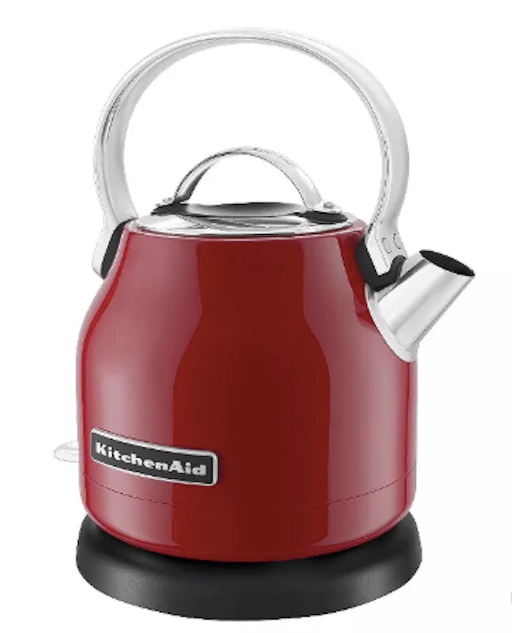 KitchenAid Small Space Electric Kettle KEK1222'