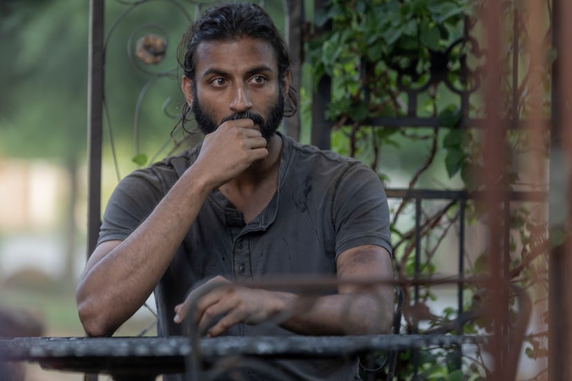 Avi Nash as Siddiq in The Walking Dead Season 10