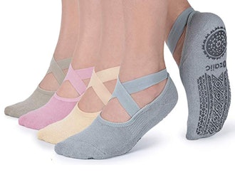 Non Slip Socks for Yoga Pilates Barre Fitness Hospital Socks (4-Pack)