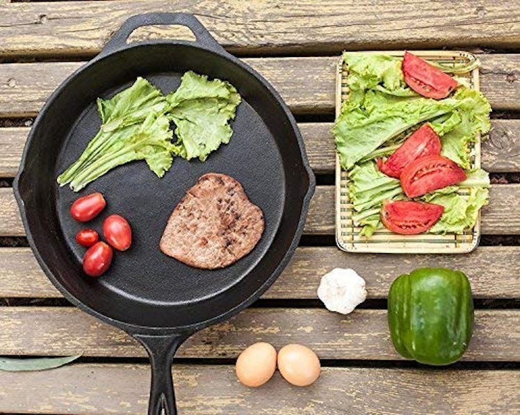 Utopia Kitchen Cast Iron Skillet 