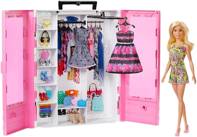 Barbie Fashionistas Ultimate Closet Doll and Accessories