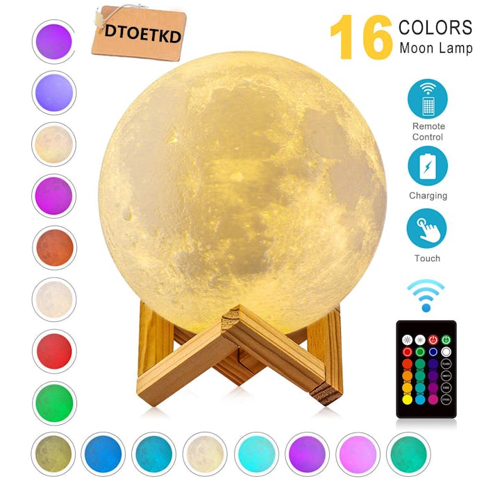 DTOETKD USB Rechargeable Moon Lamp