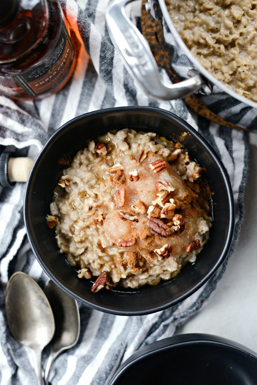 Apple Chai Oatmeal is a one-pot breakfast meal that kids will love. 