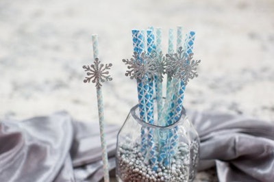 Blue Winter Wonderland Decorations — Snowflake Straws